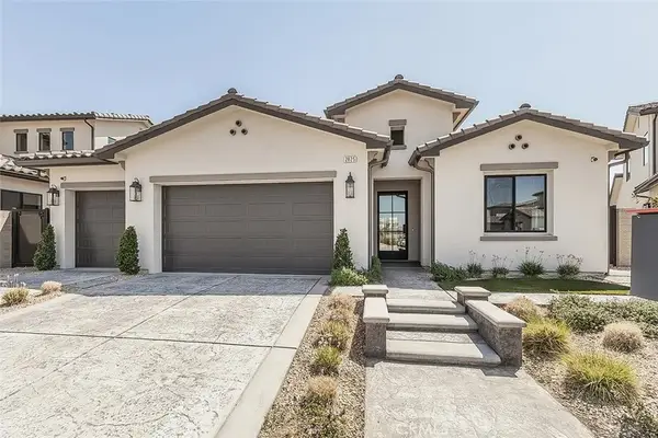 2825 E Beech Tree, Clovis, CA 93619