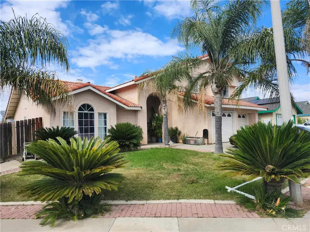 1835 Blossom Avenue, Delano, CA 93215 - #1