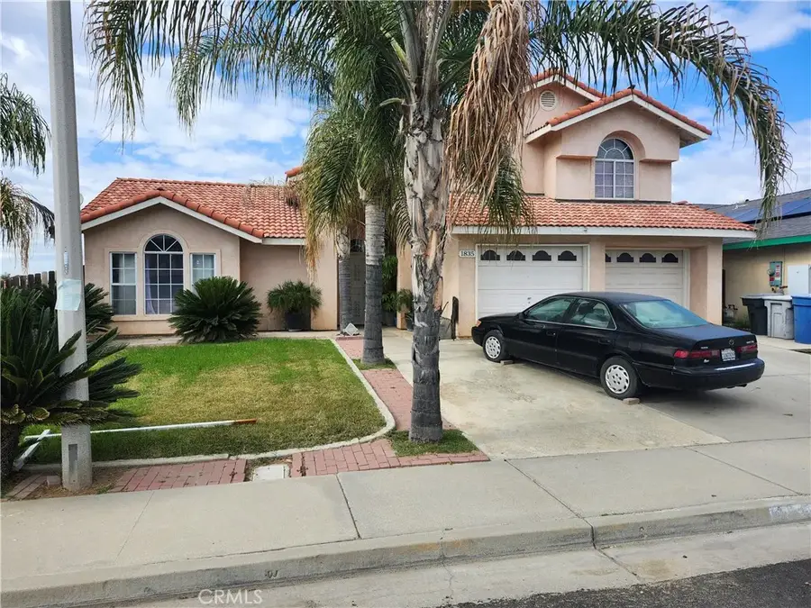 1835 Blossom Avenue, Delano, CA 93215 - #2