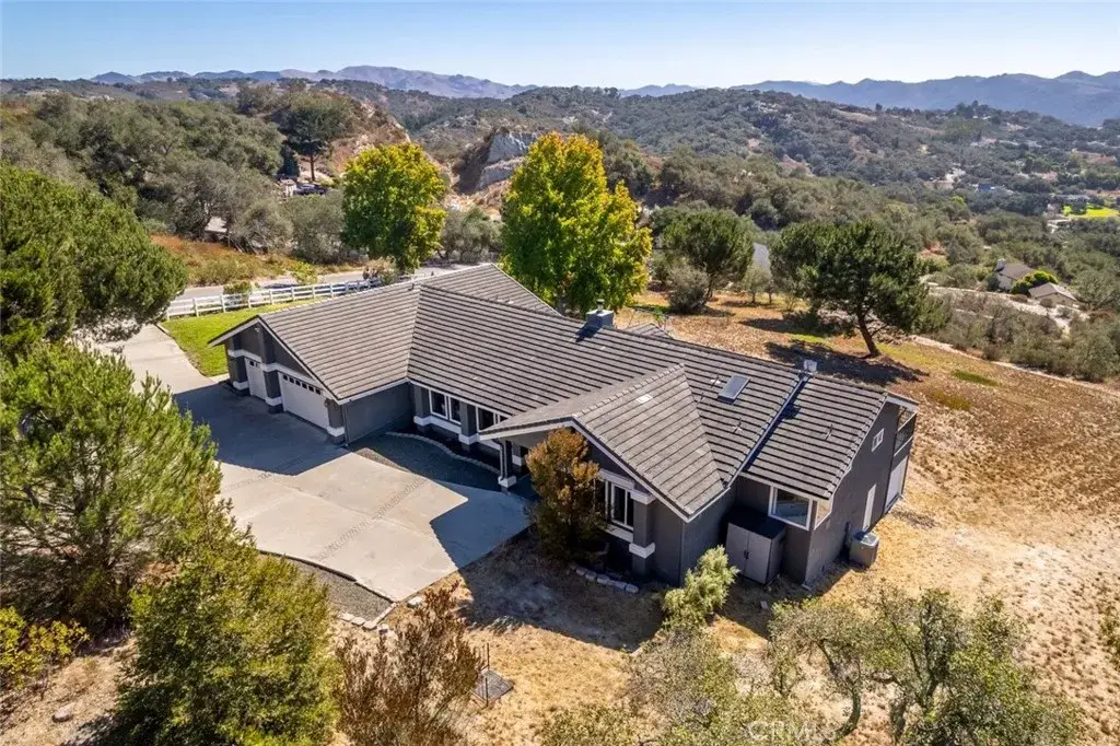 1075 Fox Canyon Lane, Arroyo Grande, CA 93420 - #1