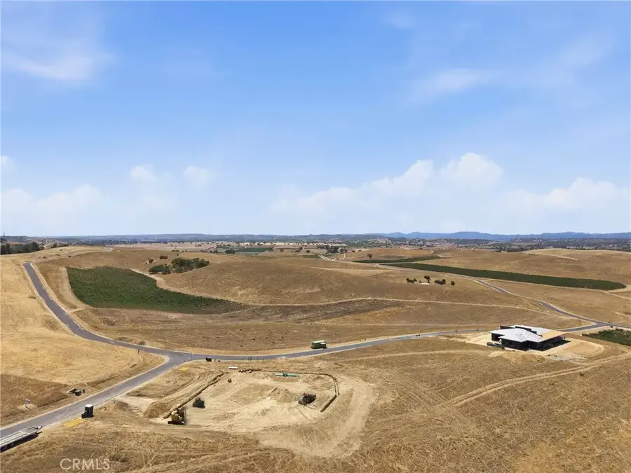 500 Priska, Paso Robles, CA 93446 - #2