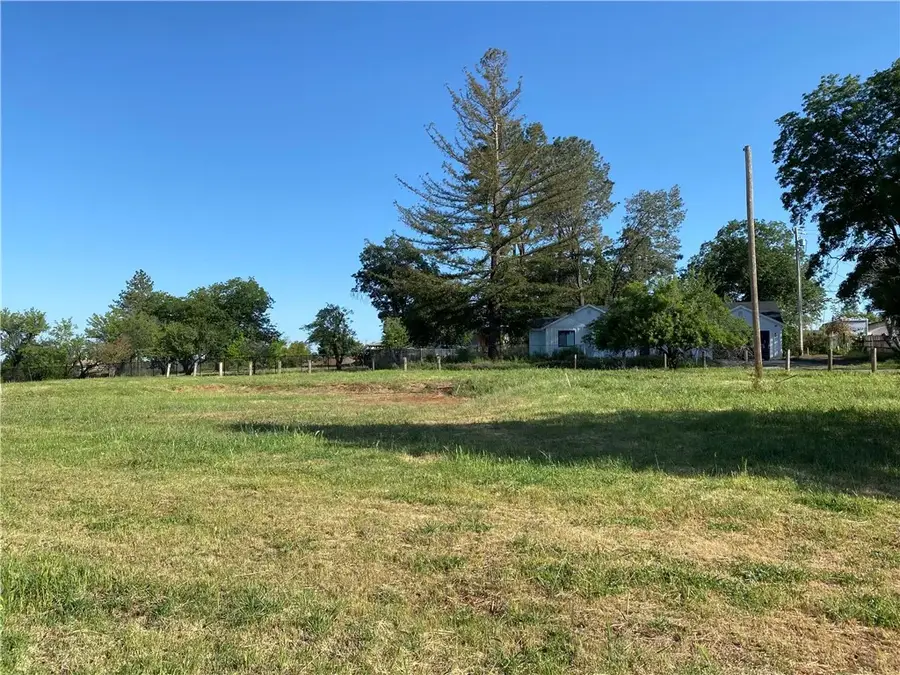 72 Seaman, Paradise, CA 95969 - #3