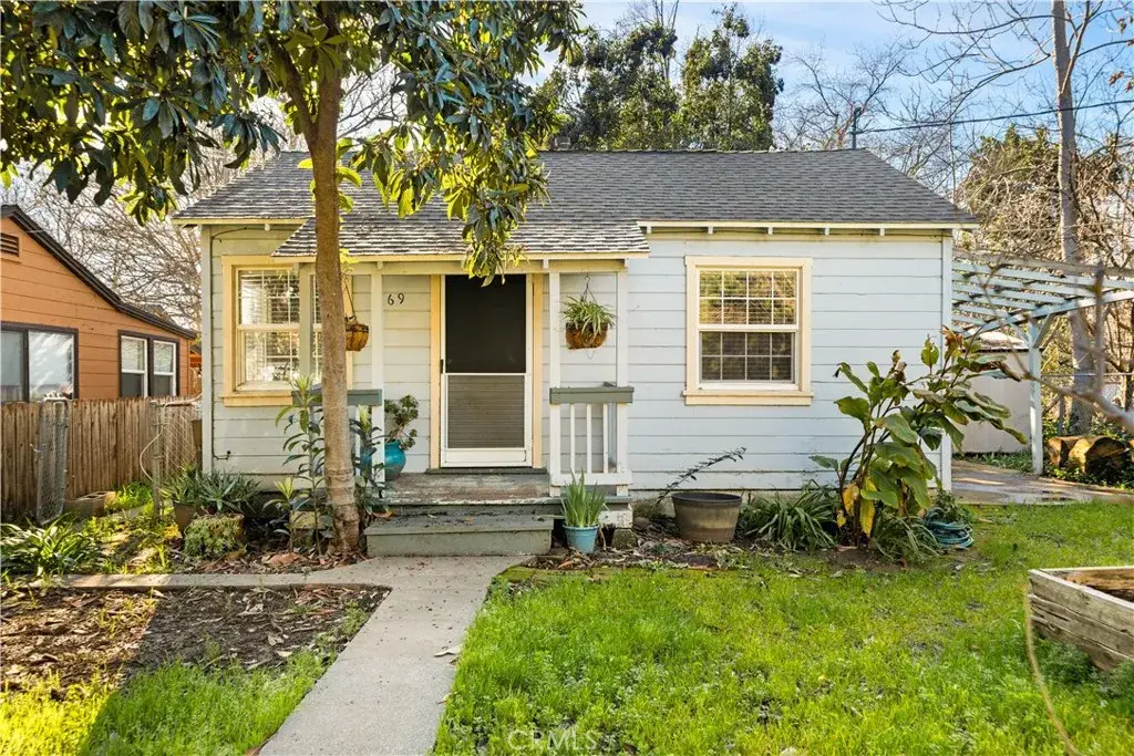 469 E 7th Avenue, Chico, CA 95926 - #1