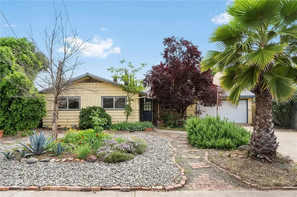 1685 Hooker Oak, Chico, CA 95926 - #1