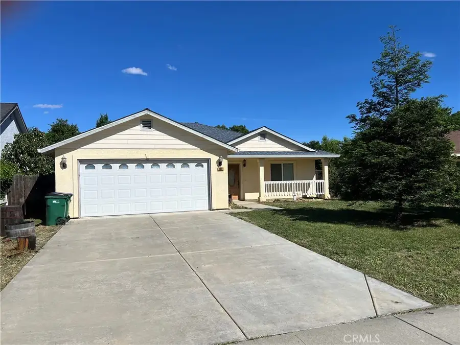 860 Applewood, Willows, CA 95988 - #2