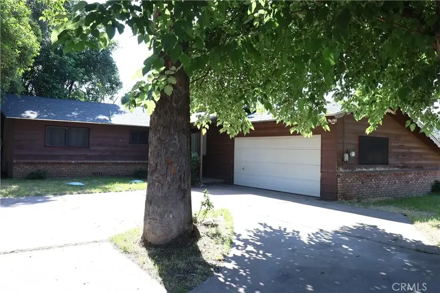 385 Chestnut Ave., Red Bluff, CA 96080 - #3