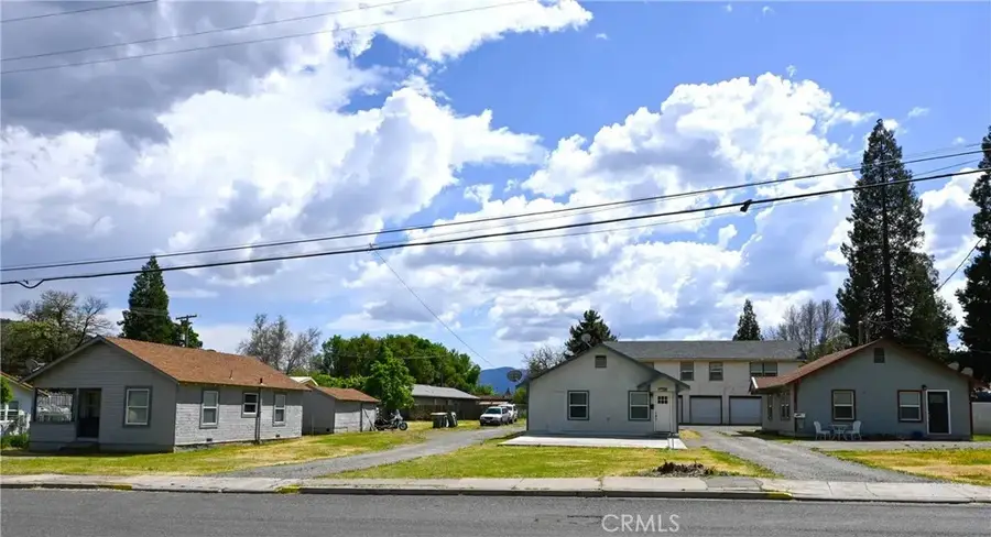 709 Lane St, Yreka, CA 96097 - #2