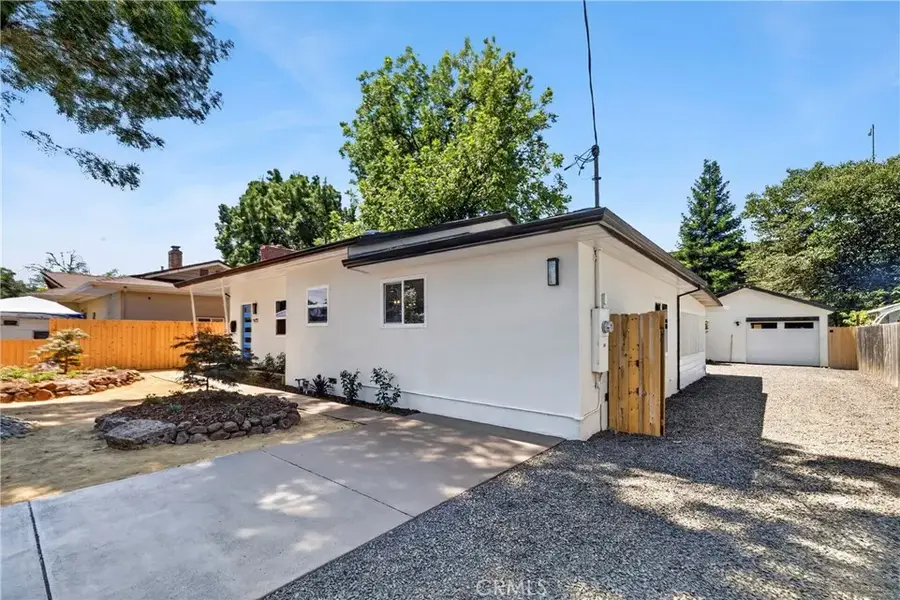 977 Sarah, Chico, CA 95926 - #3