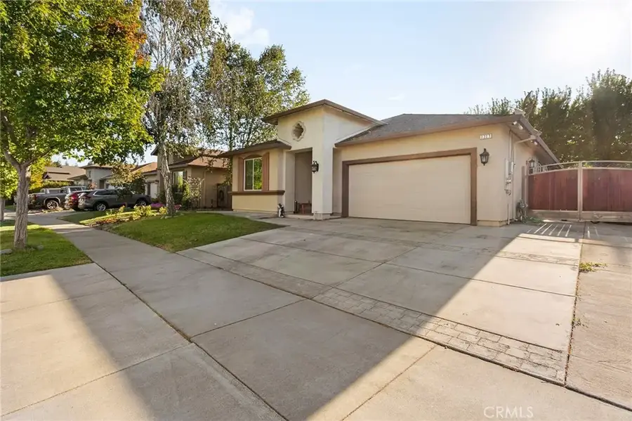 3237 Rogue River Drive, Chico, CA 95973 - #3