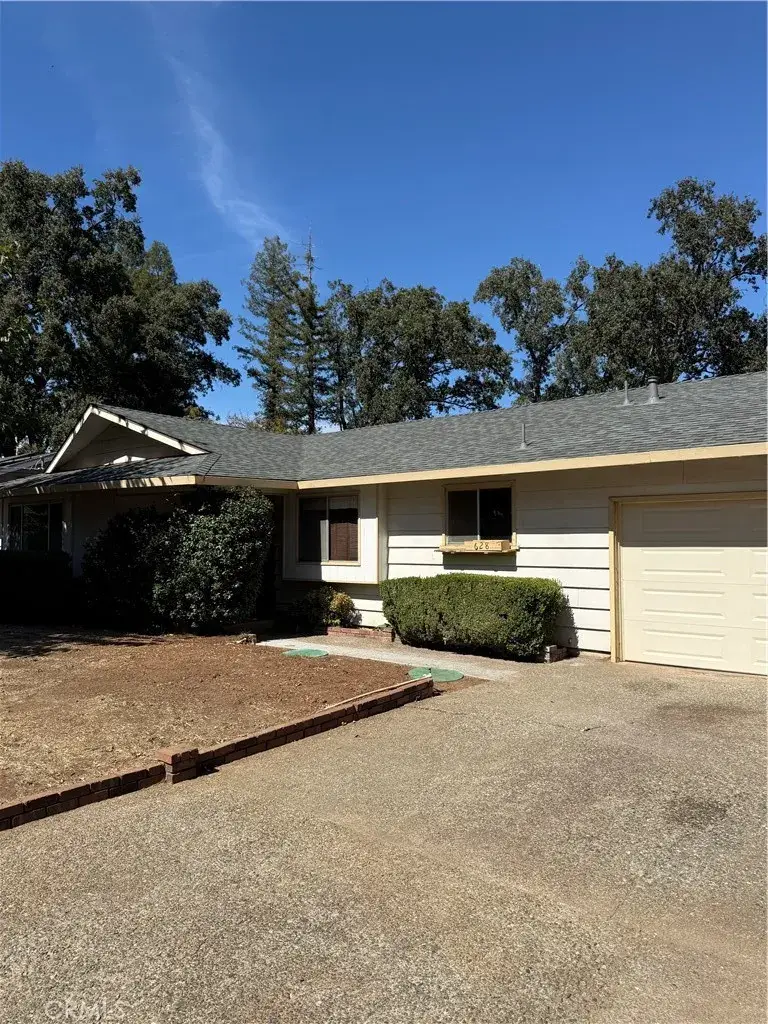 628 Vallombrosa Lane, Chico, CA 95926 - #1