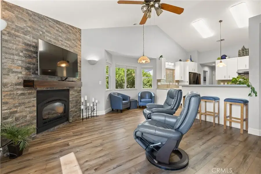 374 Brookside Drive, Chico, CA 95928 - #2