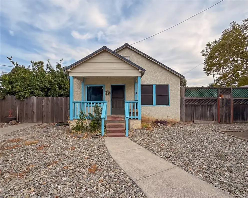 637 W 6th, Chico, CA 95926 - #1