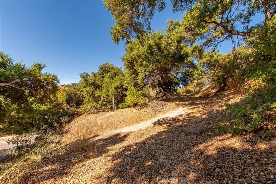 7210 Santa Susana Pass, Simi Valley, CA 93063 - Image #2