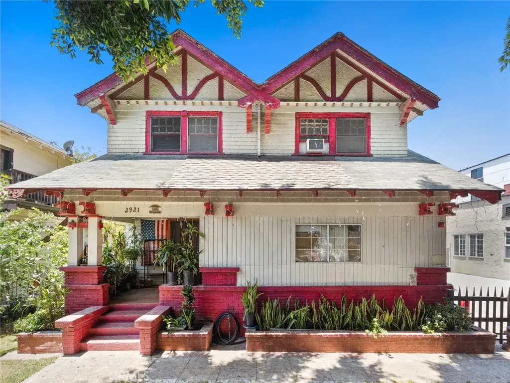 2921 Kenwood Avenue, Los Angeles, CA 90007 - Image #1