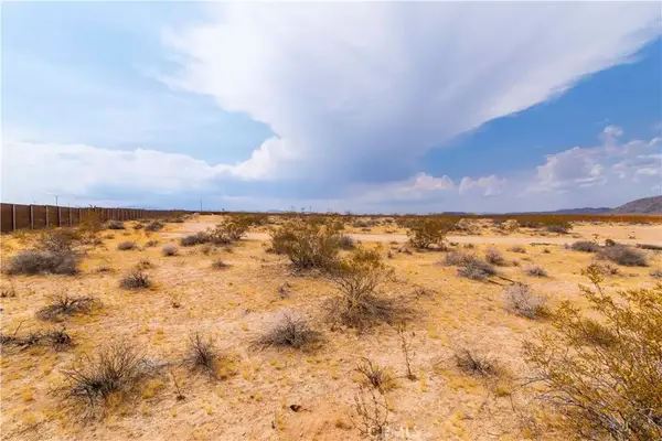 425 Gerber, Landers, CA 92285