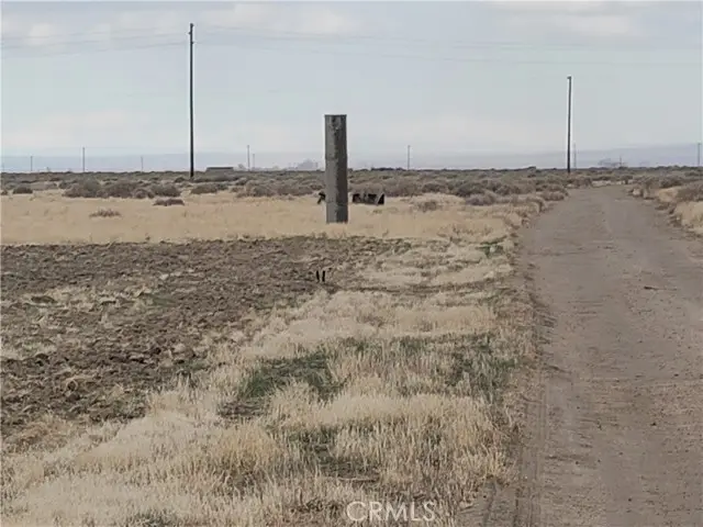 72 W Avenue C, Lancaster, CA 93536 - #1