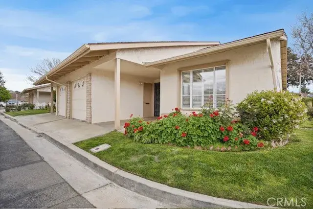 19324 Flowers Court, Newhall, CA 91321 - Image #2
