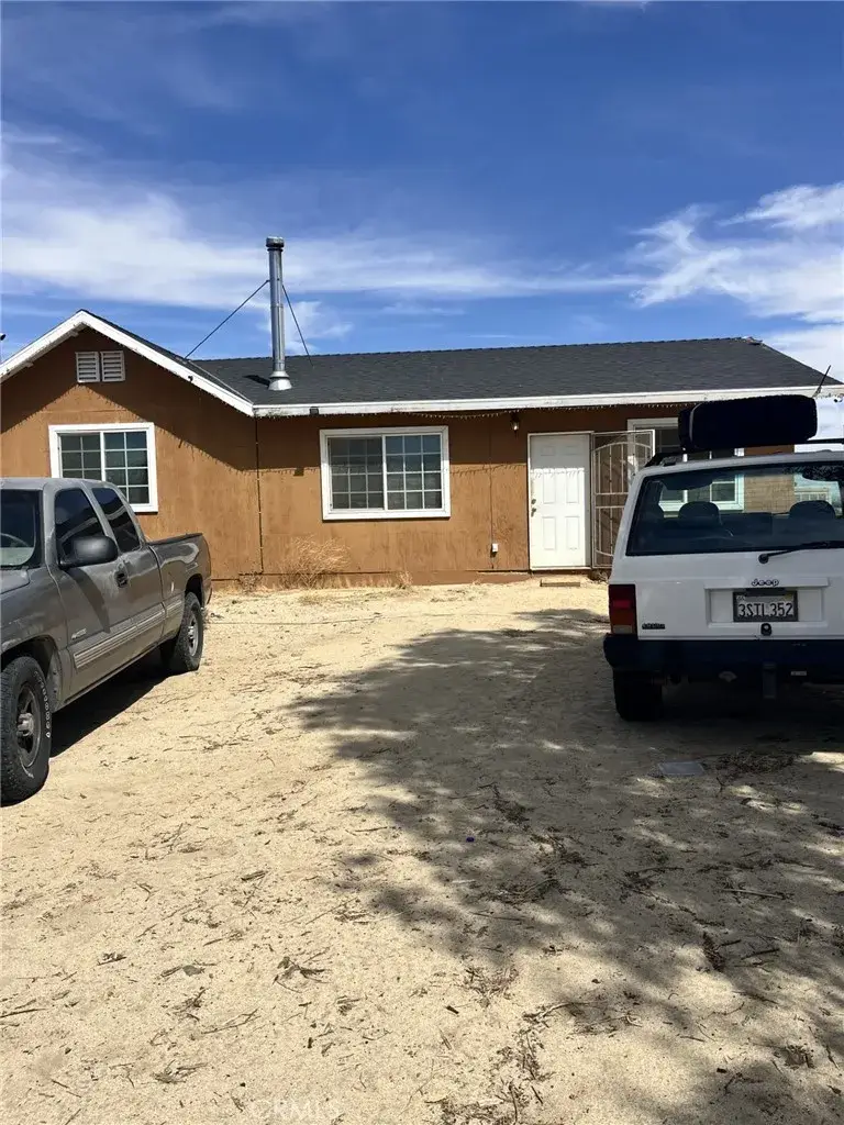 19507 E Avenue Q, Palmdale, CA 93591 - Image #1