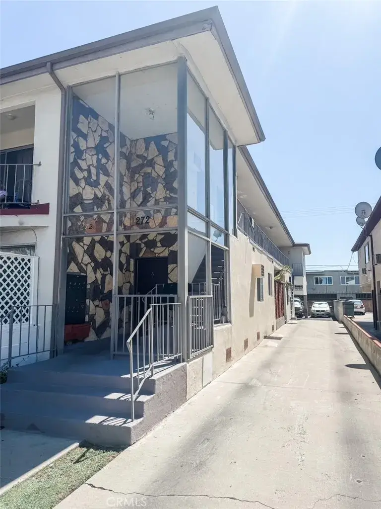 272 W Tujunga Avenue, Burbank, CA 91502 - Image #2