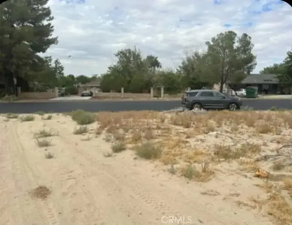 157 W Avenue O, Palmdale, CA 93551