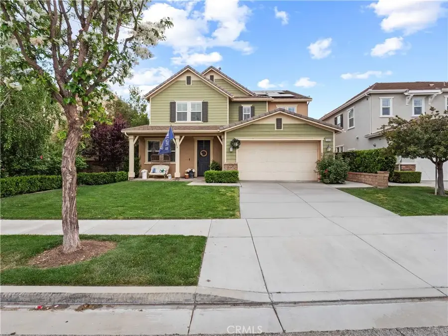 22458 Plantation Court, Saugus, CA 91350 - Image #2
