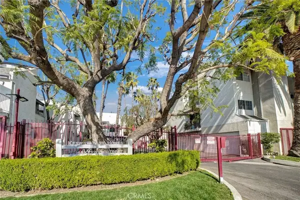20155 Keswick Street #209, Winnetka, CA 91306