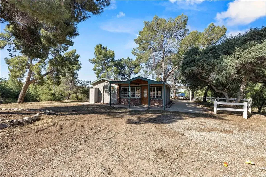 32651 Teller Avenue, Agua Dulce, CA 91390 - #1