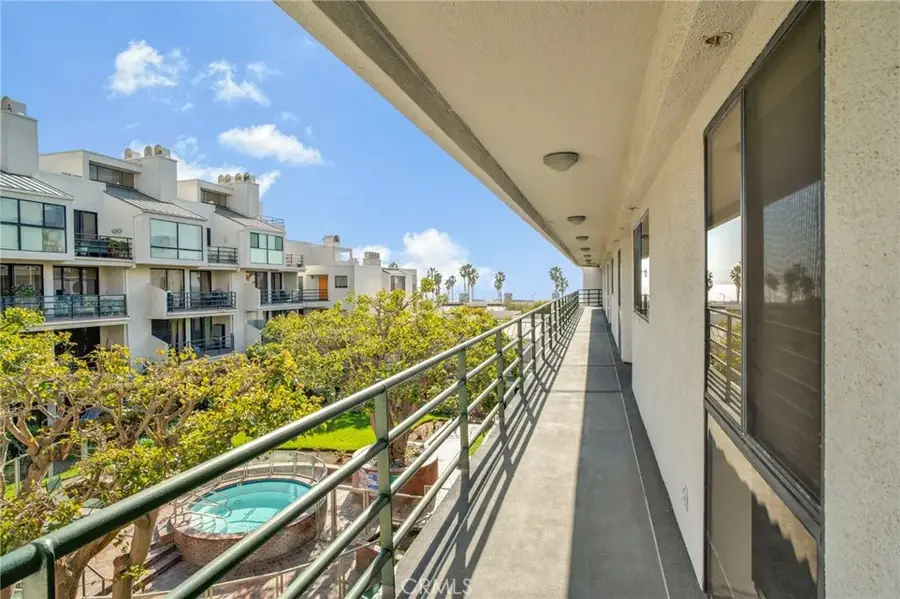 2930 Neilson Way #407, Santa Monica, CA 90405 - Image #3