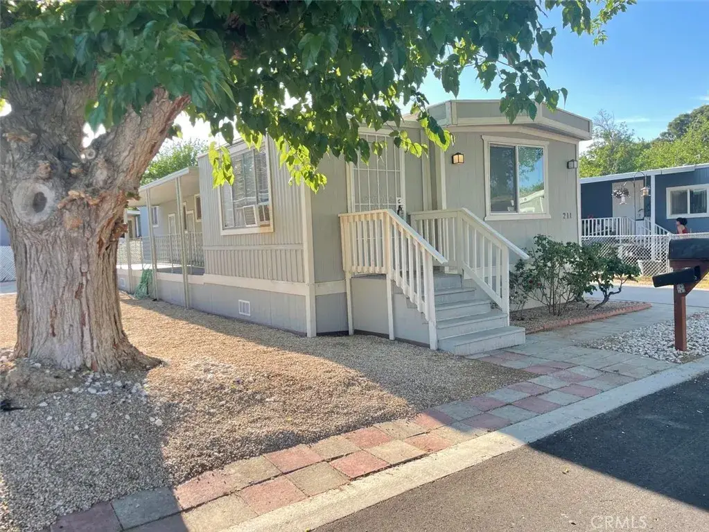 43850 20th East #211, Lancaster, CA 93535 - Image #1