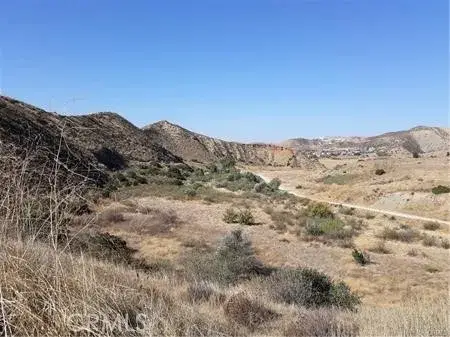 87 Crown Hill, Simi Valley, CA 93063 - Image #2