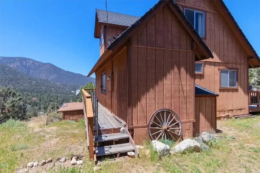 15440 Shasta Way, Pine Mountain Club, CA 93222 - Image #3