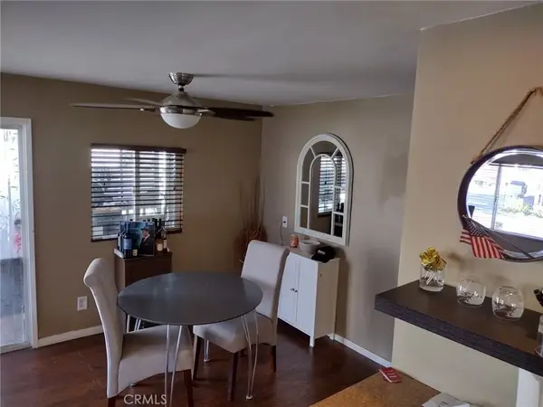 8811 Canoga #120, Canoga Park, CA 91304