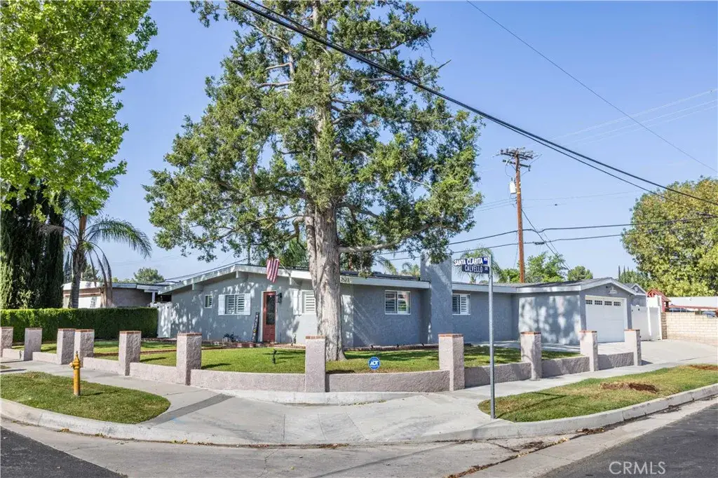 27573 Santa Clarita Road, Saugus, CA 91350 - Image #1