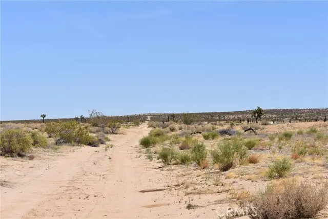 15500 Ave F8 East, Lancaster, CA 93535 - #2