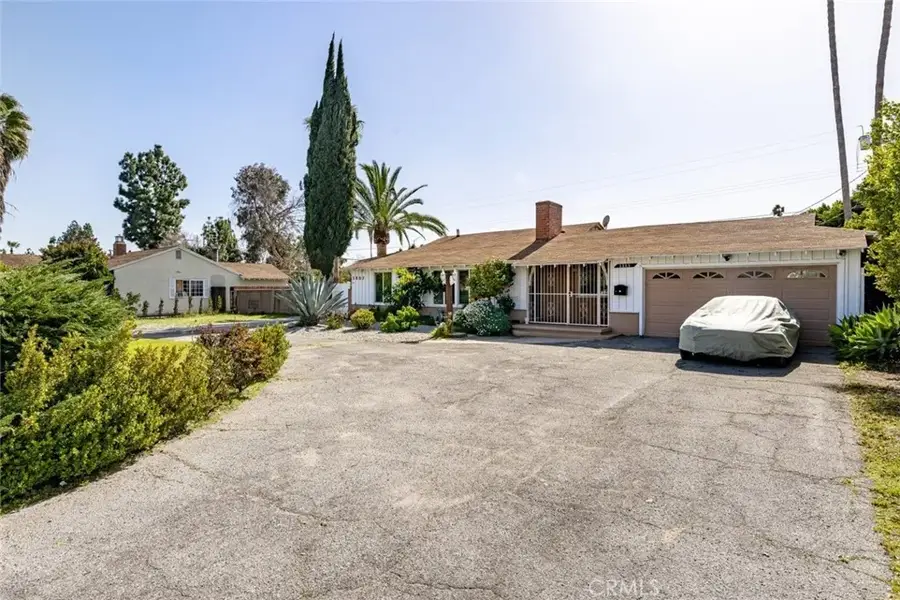 5805 Bucknell Avenue, Valley Village, CA 91607 - Image #2