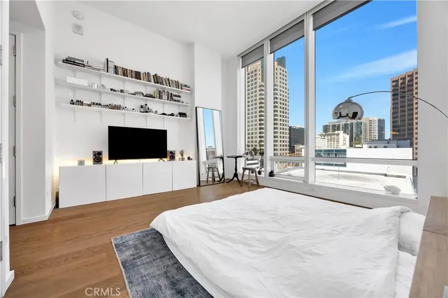 877 Francisco Street #821, Los Angeles, CA 90017 - Image #2