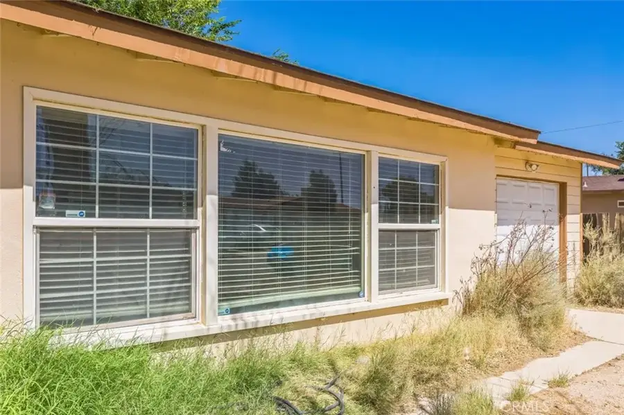 15917 Lee Street, Mojave, CA 93501 - Image #3