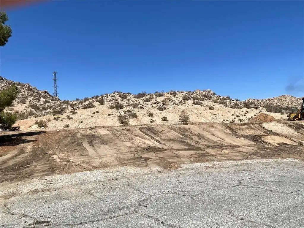 162 High Chaparral, Lake Los Angeles, CA 93591 - #1
