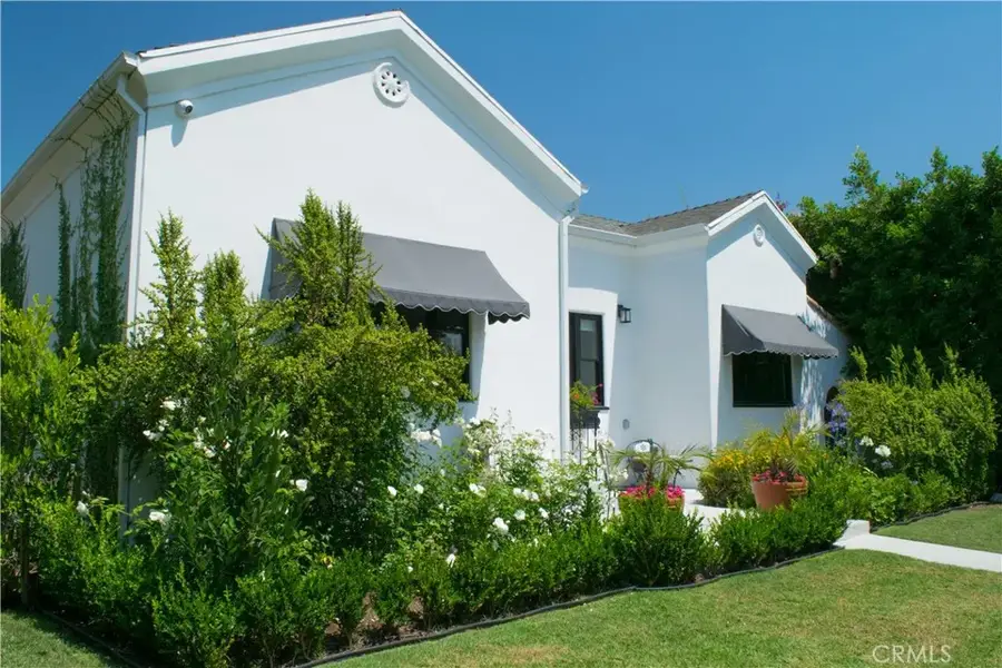 542 N Kilkea Drive, Los Angeles, CA 90048 - Image #2