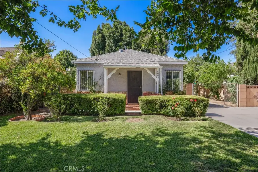 16005 Wyandotte Street, Lake Balboa, CA 91406 - Image #2