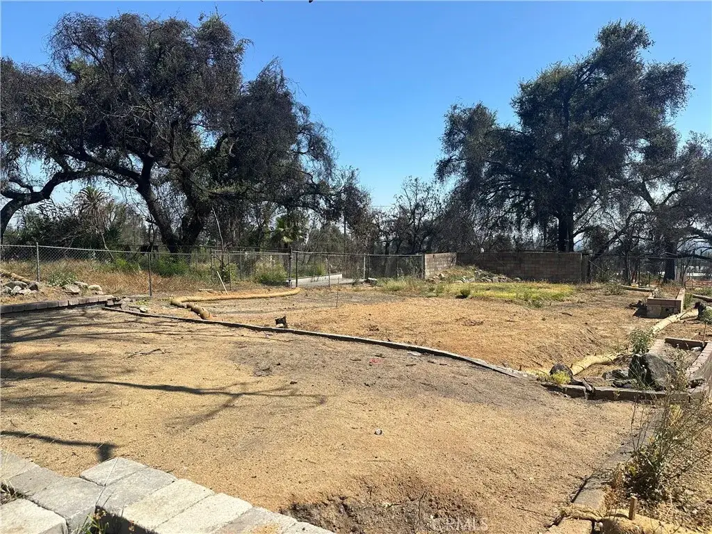 388 E Pentagon, Altadena, CA 91001 - Image #1