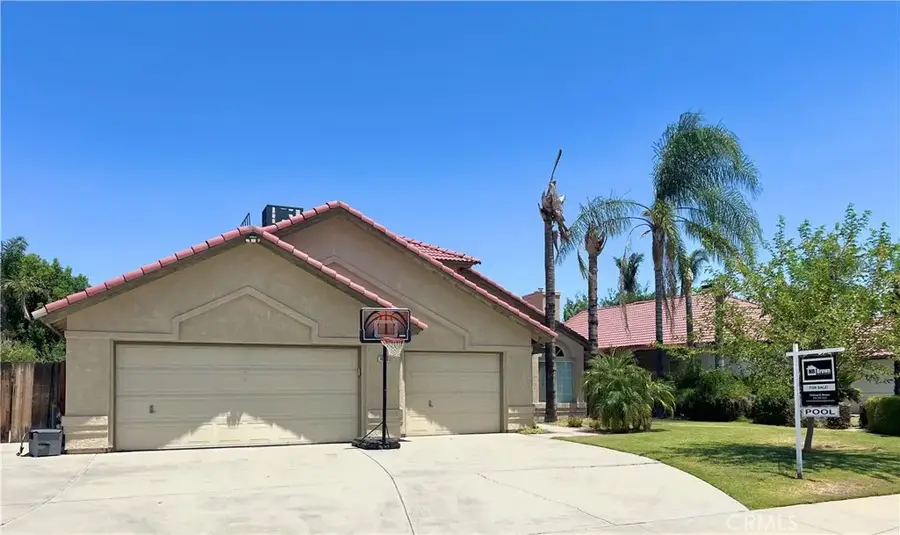 14016 Las Entradas, Bakersfield, CA 93314 - Image #2