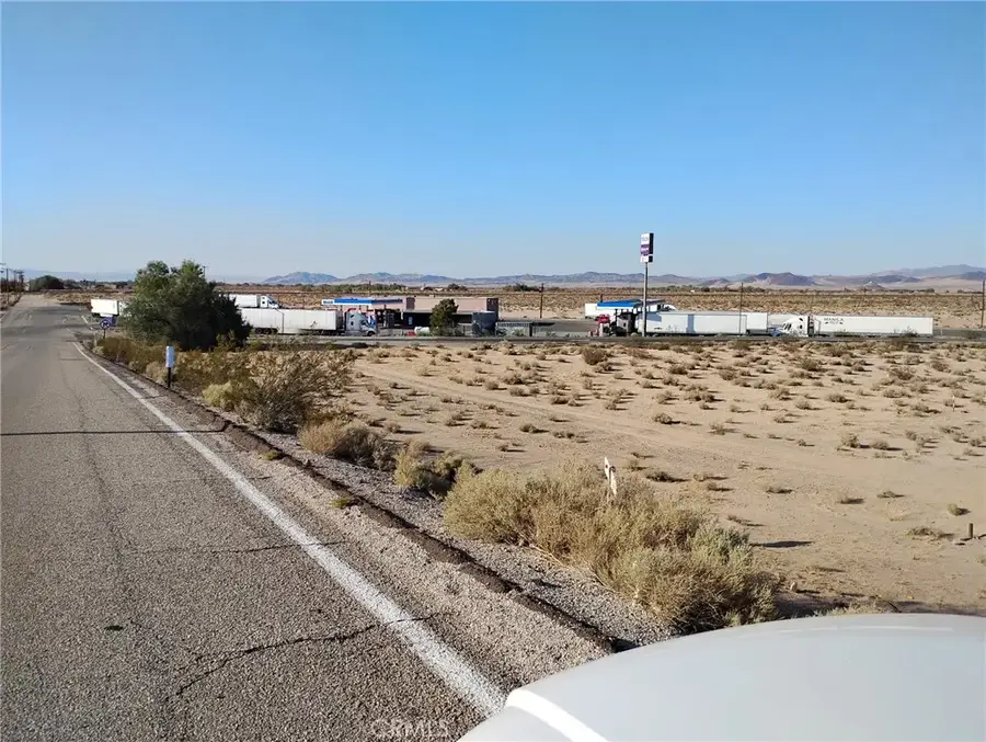 48444 Memorial Drive, Newberry Springs, CA 92365 - #2