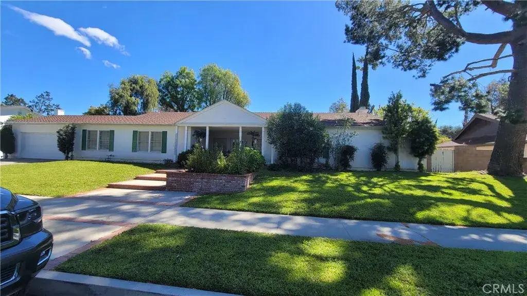 9560 Shoshone Avenue, Northridge, CA 91325 - Image #1