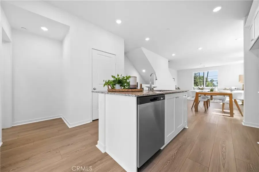 9423 N Sepulveda Blvd #1, North Hills, CA 91343 - Image #3