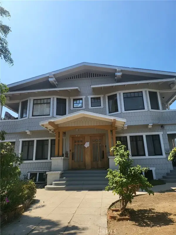 1674 W 25th Street, Los Angeles, CA 90007