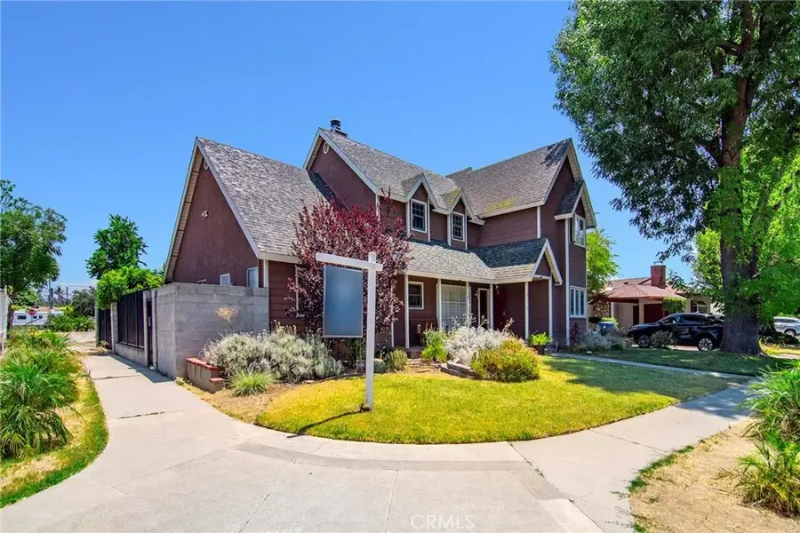 7514 Paso Robles Avenue, Lake Balboa, CA 91406 - Image #2