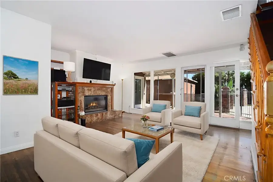 7514 Paso Robles Avenue, Lake Balboa, CA 91406 - Image #3