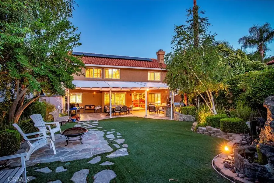 20055 Oakside Court, Saugus, CA 91390 - Image #2