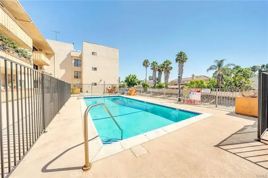 19029 Nordhoff Street #308, Northridge, CA 91324 - Image #3